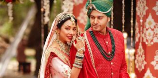 Anupamaa Fans Trend 'Delay Adoption In Anupamaa' On Twitter After Makers Hints At Child Adoption Track Soon, Netizen Say: 'Don't Ruin Your Masterpiece'