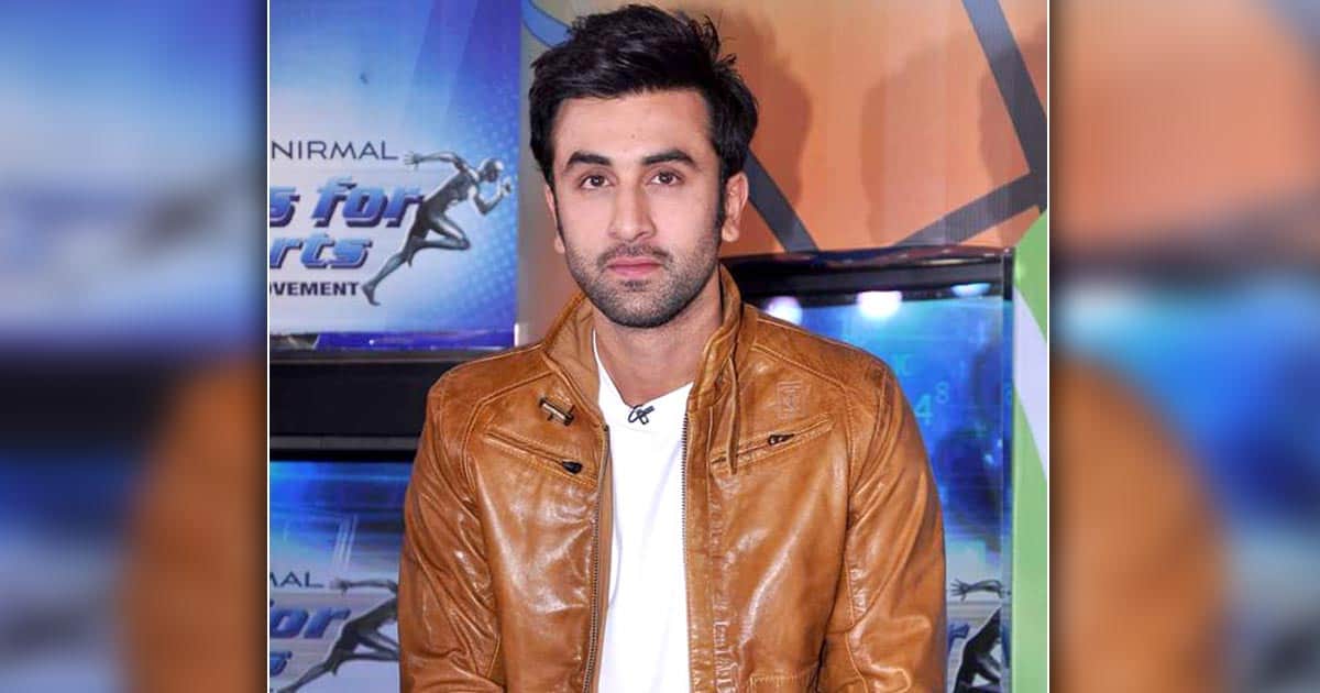 Ranbir Kapoor Is Using A Wig Cause Of Balding? Netizens Are Sure