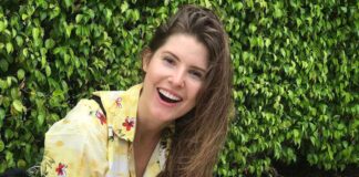 Amanda Cerny Wore A Pink Underwear While Covering Her N*pples With Tape