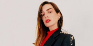 Anne Hathaway Once Wore A Daring Sheer Vintage Valentino Gown That Exposed Her Body