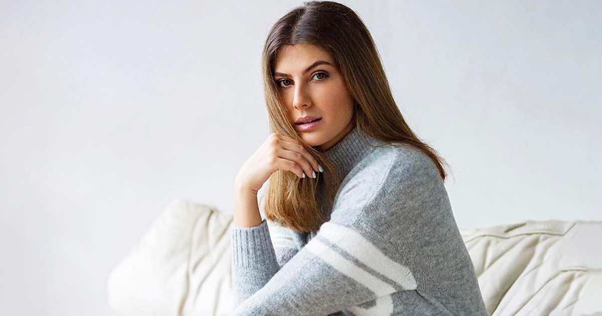 Elnaaz Norouzi Turns Singer With Untitled Track; Song To Be Out On July 27