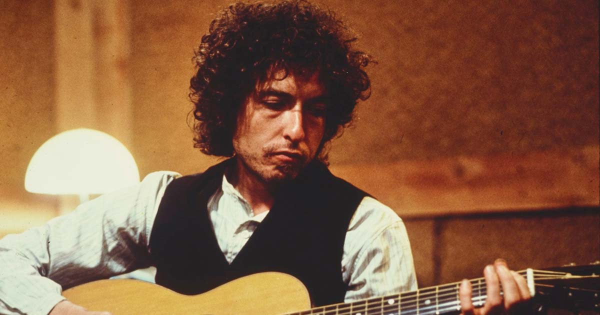 New recorded version of 'Blowin' in the wind' sells for nearly $1.8 mn at auction