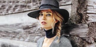 'Schitt's Creek' star Annie Murphy blames wrong birth control pill for her mood swings