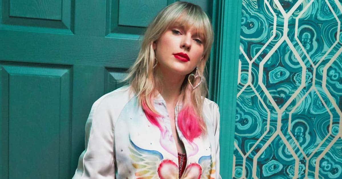 Taylor Swift Brutally Slammed For Her Private Jet Usage - Deets Inside