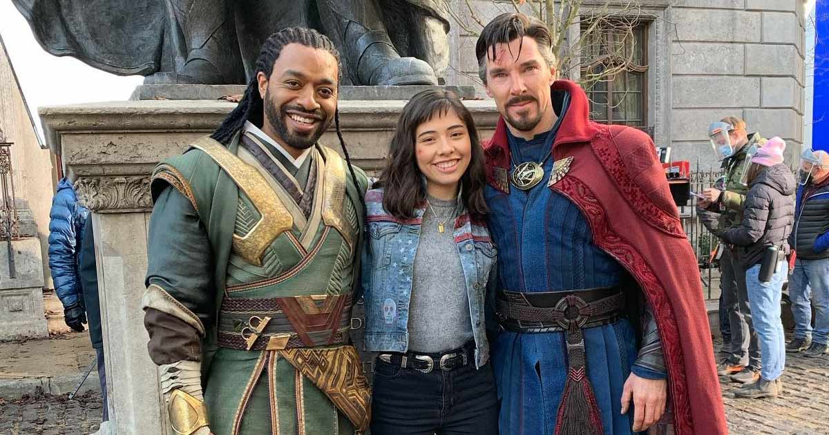 Dr outlet strange netflix