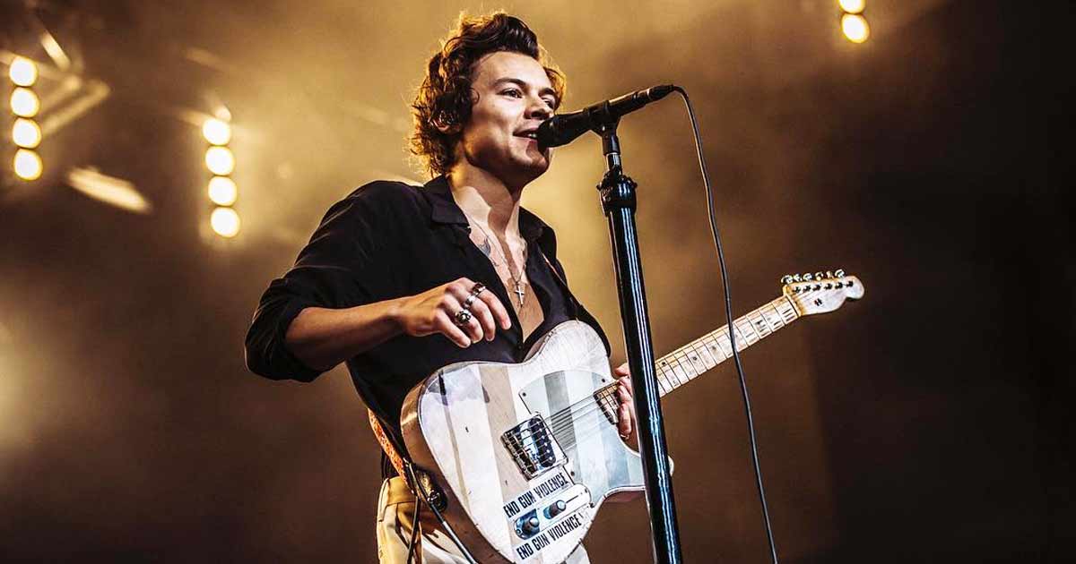 Harry Styles 'Loves To Unwind By Playing Golf'