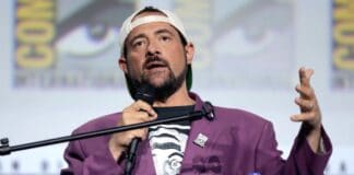 Kevin Smith says 'it's an incredibly bad look to cancel the Latina Batgirl movie'