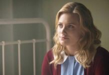 Lili Reinhart shares why fans won't find French kiss on 'Riverdale'