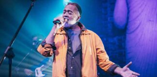 Lucky Ali Calls Himself ‘Besura’, Says “I’ve Not Learned Music, But I Trust The Process…” Lucky Ali discloses/confesses, “My songs are easy to sing, but difficult to play on instruments.”