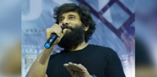 'To me, my fans are like God', says Vikram