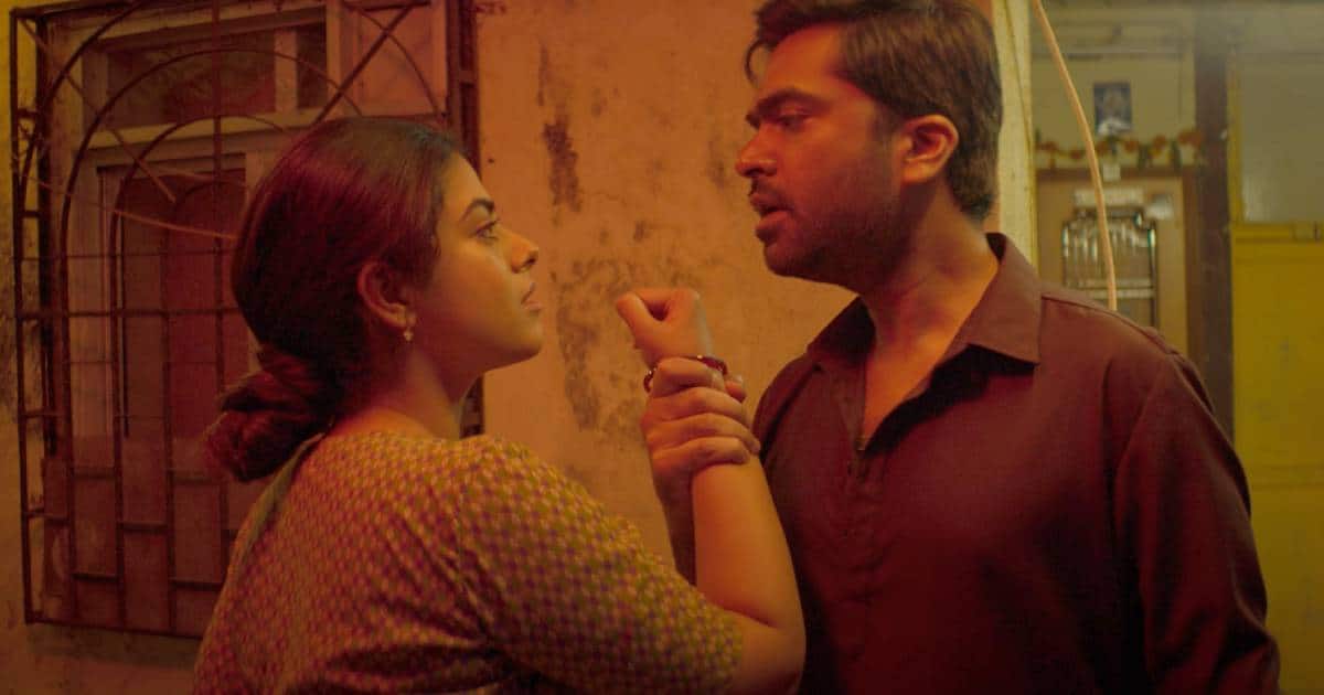Vendhu Thanindhathu Kaadu Movie Review