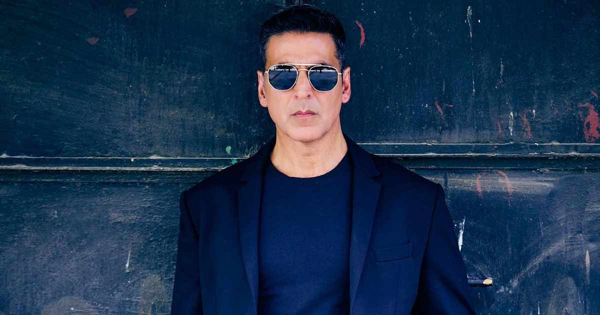 Akshay Kumar smashes bricks at Kudo tournament