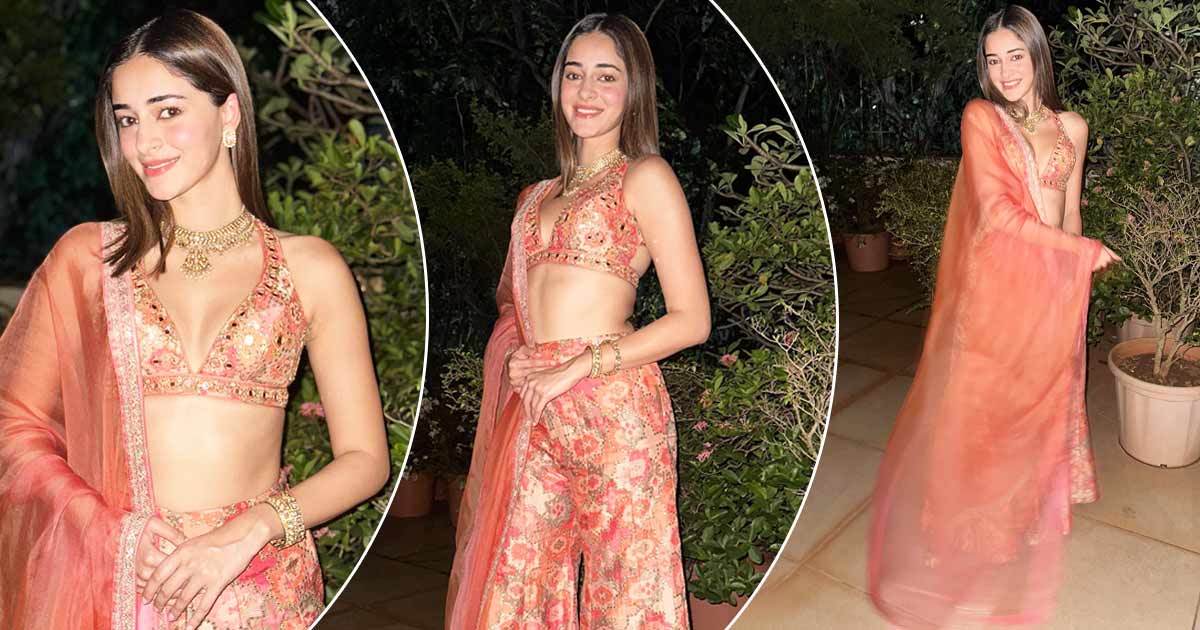 10 Hot Backless Saree Cholis On Bollywood Celebrities 