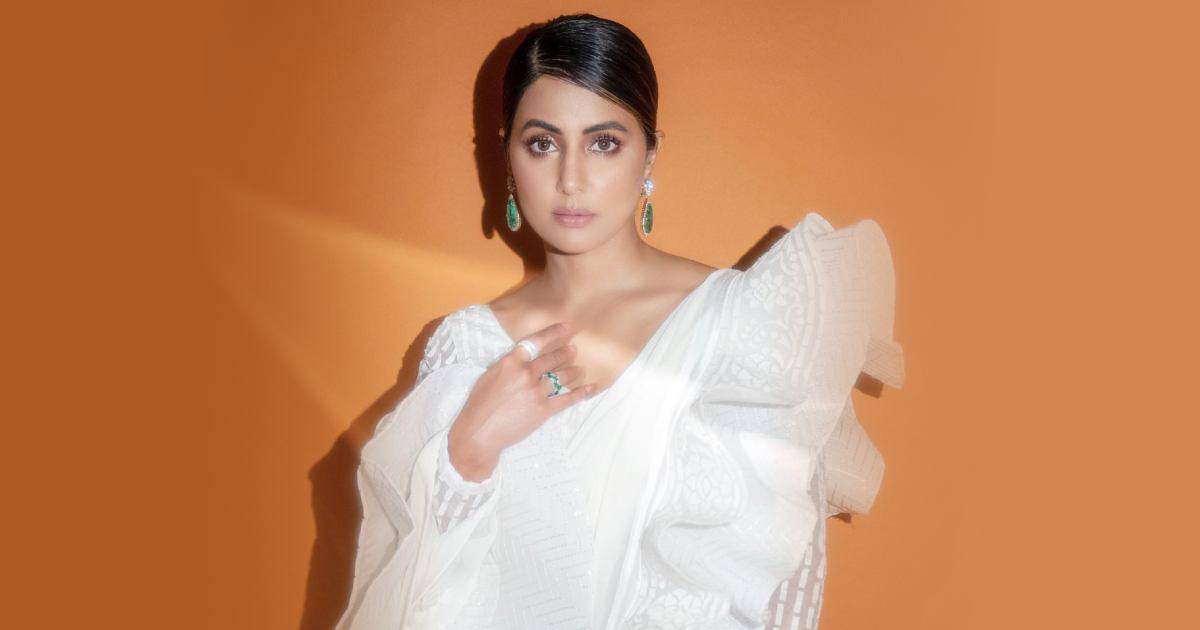 Hina Khan Reveals Working At A Call Centre & Making ‘Debt Calls’ - Deets Inside