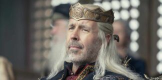 'House of the Dragon' director opens up on mysterious disease plaguing King Viserys