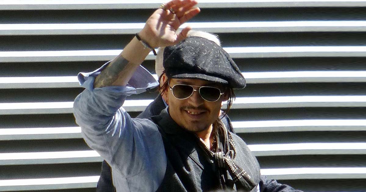 Johnny Depp's Pirates Of The Caribbean 4 Is His 2nd Highest Paying Movie - Check Out The No 1!