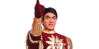 'Shaktimaan' Mukesh Khanna Slams Tweets Pointing Non-Hindu Director Rumours