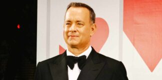 Tom Hanks makes surprise appearance at 'Saturday Night Live' episode