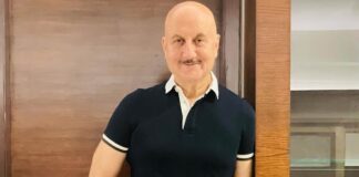 Anupam Kher has a candid talk with his mother on motivational chat show