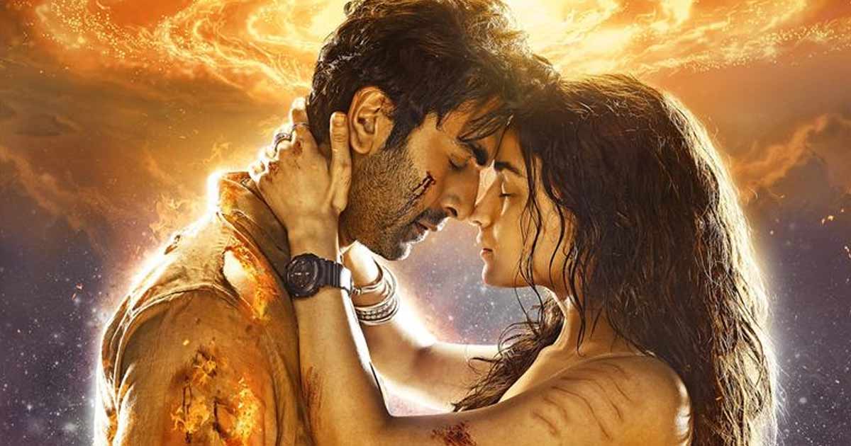 Brahmāstra: Netizens Regret Calling For Boycott After Ranbir Kapoor & Alia Bhatt Starrer Released On OTT
