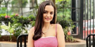 Neha Harsora recalls her mother's reaction when she landed 'Raazz Mahal' lead role