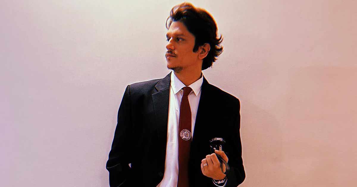 Vijay Varma dresses up as his 'Darlings' character Hamza for Halloween