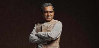 Pankaj Tripathi Looks Astonishingly Similar To Former PM Of India Atal Bihari Vajpayee In Main Atal Hoon’s First Look Pankaj Tripathi's first look from 'Main Atal Hoon' sets the tone for a compelling biopic