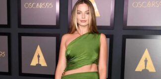 Throwback Picture Margot Robbie In A Sultry Swimsuit