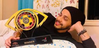 Akshay Kelkar takes home the trophy of 'Bigg Boss Marathi 4'