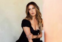 Ashley Tisdale suffers from alopecia