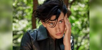Austin Butler still has IMDb bio penned by parents when he got his 'background acting gig'
