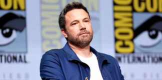Ben Affleck Spotted Working At Dunkin' Donuts