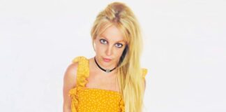 Britney Spears slams fans who called the cops to check on her