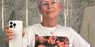 Jamie Lee Curtis turns her Golden Globes reaction meme into T-shirt print