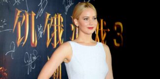 Jennifer Lawrence Once Looked Hot AF In A Black Bustier Crop-Top & Thigh-High Slit Skirt