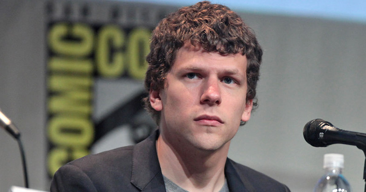 Jesse Eisenberg Opens Up On Being Uncomfortable While Filming S*x Scenes