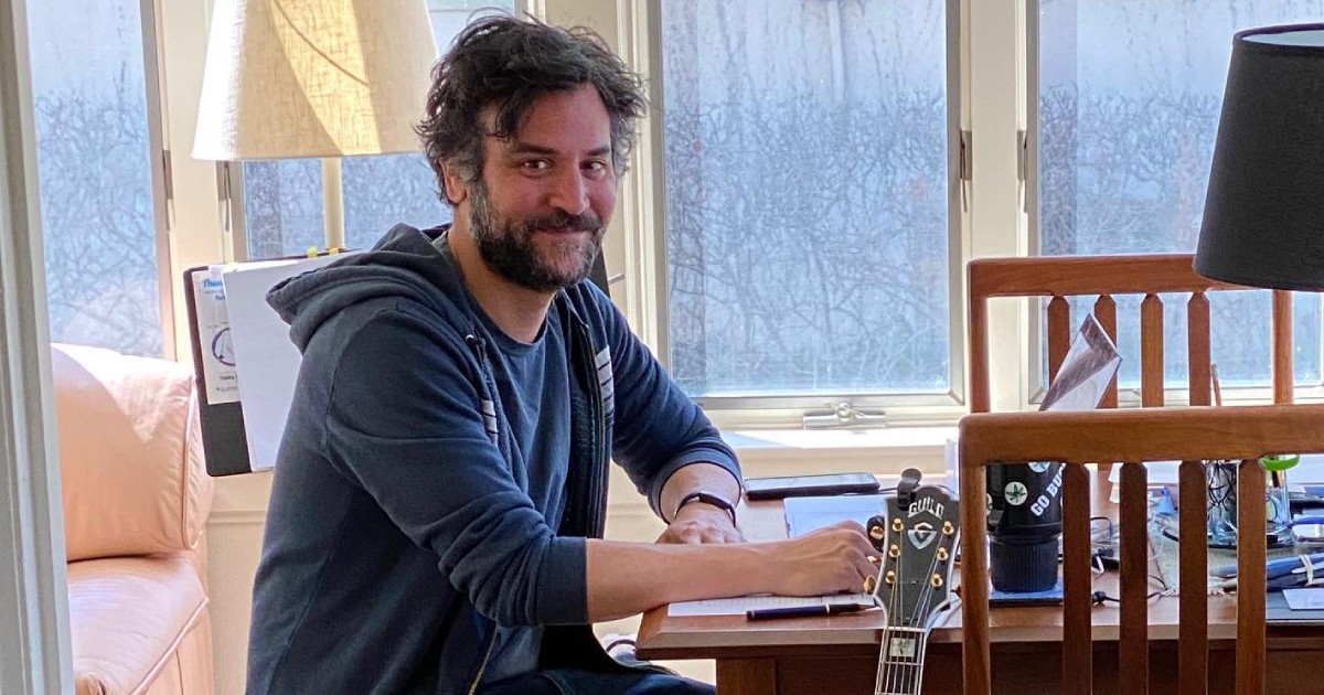 Josh Radnor Fears He Is Allergic To Ice Cream