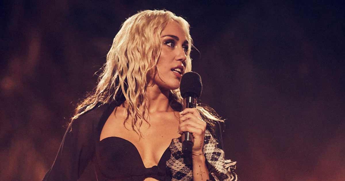 Miley Cyrus Shares N*de Video Of Bathing In The Shower, Netizens Are Watching It On Loop!
