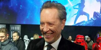 Richard E. Grant to host BAFTA film awards ceremony