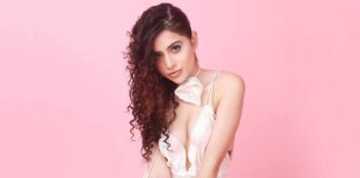 Uorfi Javed Complaints "Muslim Owners Don't Want To Rent Me House..." Owing To Her Fashion Style