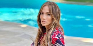 When Jennifer Lopez Flashed Her N*pples In A Transparent Dress While Flaunting Side-B**bs - Deets Inside