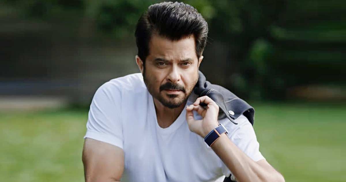 Anil Kapoor Calms Down A Fellow Passenger Who Got Anxious During A Turbulent Flight As The Latter Pens Down Her Wholesome Experience