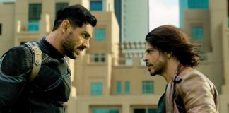 Box Office - Pathaan has an excellent Sunday, crosses 425 crores milestone