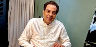 Netizen says Dharmendra is behaving like a 'struggling actor', star responds