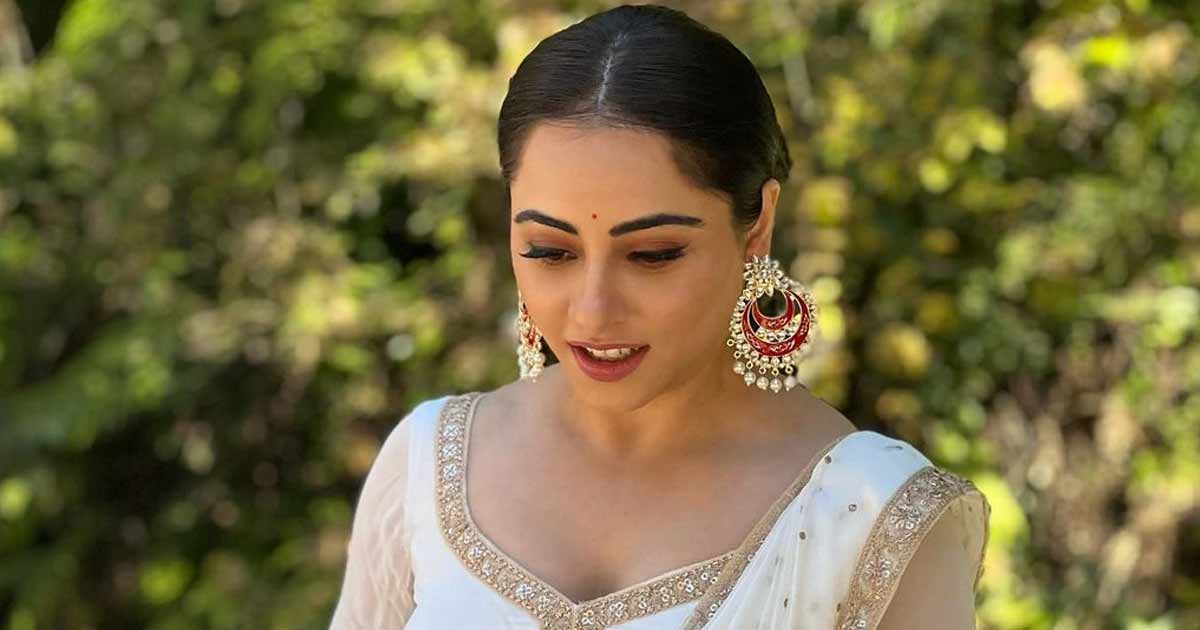 Niyati Fatnani recounts shooting an intimate scene for 'Dear Ishq'