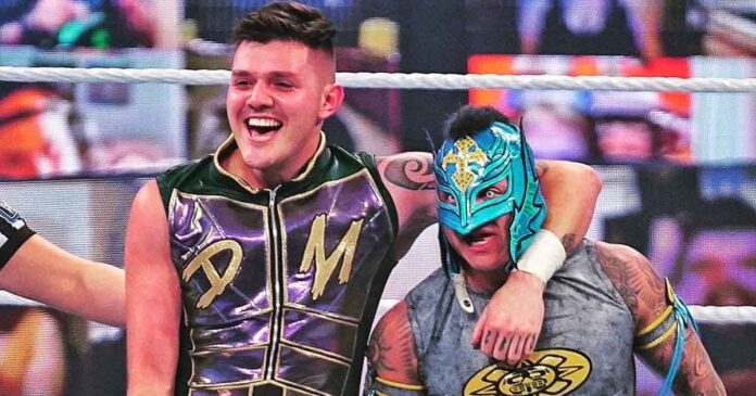 WWE Superstar Rey Mysterio's Son Dominik Believes His Father Does Not ...