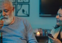 Yuvi's father Yograj Singh appears in music video for 'Mujhe Poora Karde'