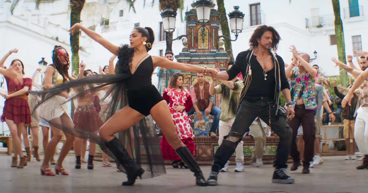 Box Office - Unbelievable - Pathaan Almost Doubles Up On Saturday
