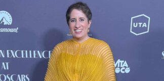 Jubilant Guneet Monga reaches Mumbai after Oscar conquest