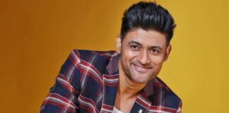 Manav Gohil takes metro to work to avoid traffic, save time